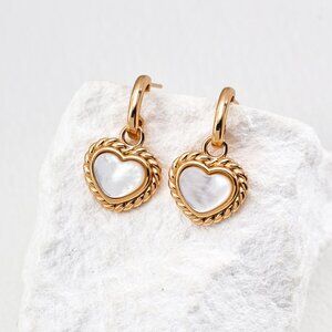 🤍 Artisan Original Design Mother of Pearl Heart Dangle Earrings | S925